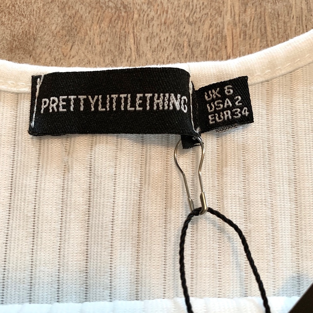 PrettyLittleThing Ribbed Cropped Cami - Picture 7 of 8
